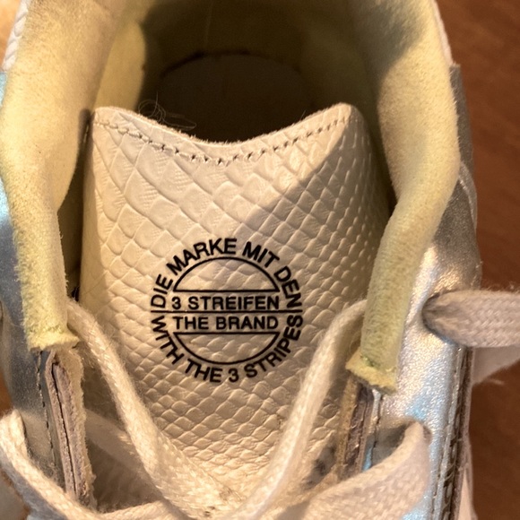 ADIDAS leather platform SUPERCOURT shoes. Size 8.5. Only worn a few times. - Picture 4 of 6